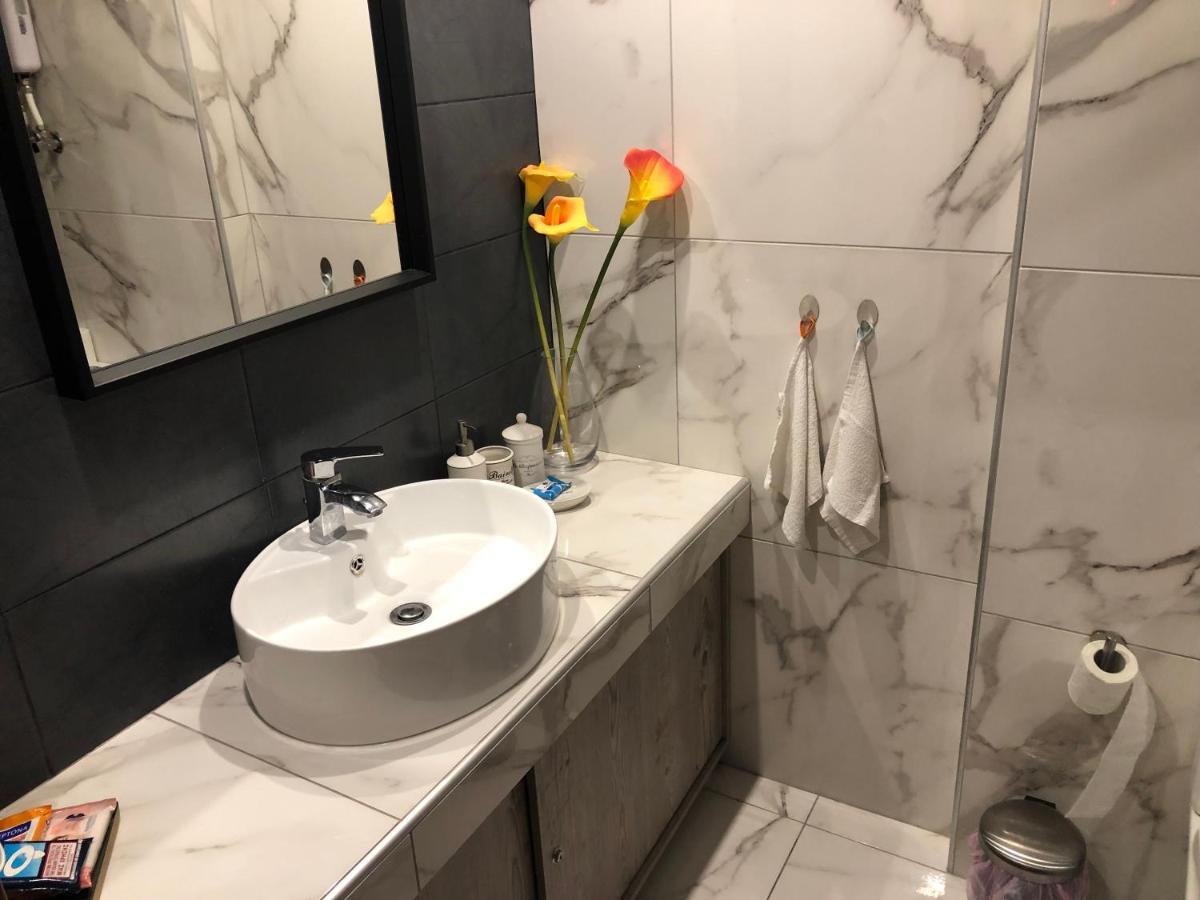 District 01-Luxury Urban Lofts Apartman Szaloniki Kültér fotó